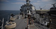 China critica tránsito de buques militares de Reino Unido y EE.UU. por paso marítimo de Taiwán