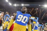 Chargers' Teair Tart on fourth-quarter dominance, skirmish with Travis Kelce