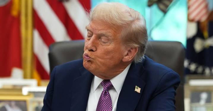 Trump Sucks Up to World Leader After He Stopped Taking His Calls