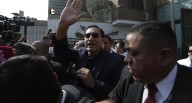 ¡Vizcarra libre! Expresidente salió de prisión después de 22 días: “Dormí en el piso al lado de internos con sida” Martín Vizcarra fue liberado 24 horas después de que la Tercera Sala Penal Nacional r