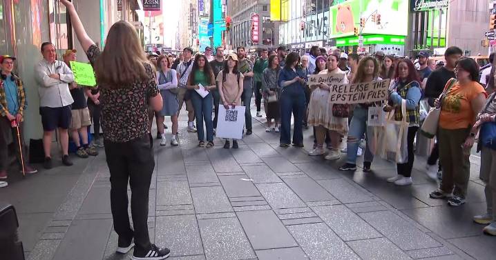 Free speech rally held in Times Square as "Jimmy Kimmel Live!" suspension continues to cause outcry