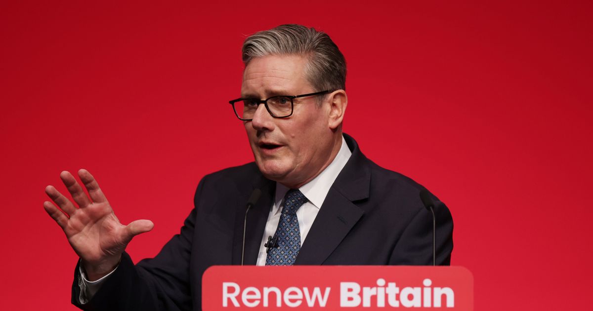 Sir Keir Starmer scraps 50% target of children going to university