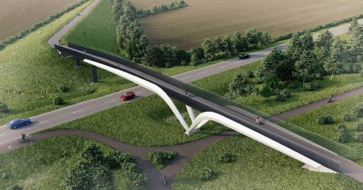 A10 Waterbeach roadworks divide opinion as cycling bridge causes weekend closures