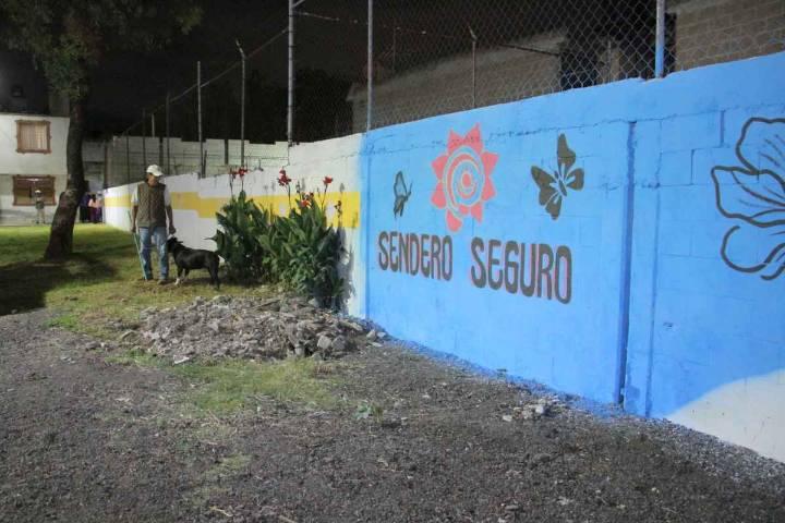 Azucena Cisneros anuncia descentralización del gobierno de Ecatepec
