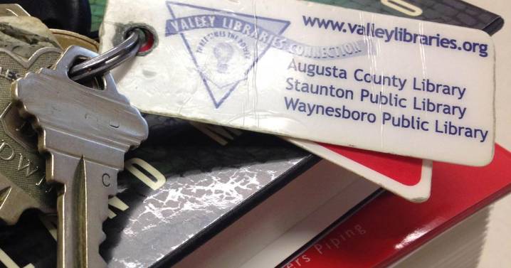 Waynesboro espress bar helping residents sign up for library cards