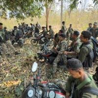India checks Maoist rebel offer of suspending armed struggle