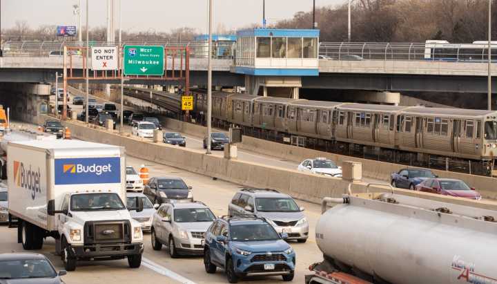 Damen Ave Kennedy exit closes, Armitage and North exit and entrance reopen