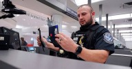 Detienen a cubano en aeropuerto de Florida por presunta actividad ilegal