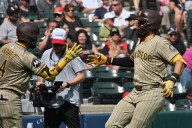 Deadspin | Fernando Tatis homers, Padres hold off White Sox to trim magic number