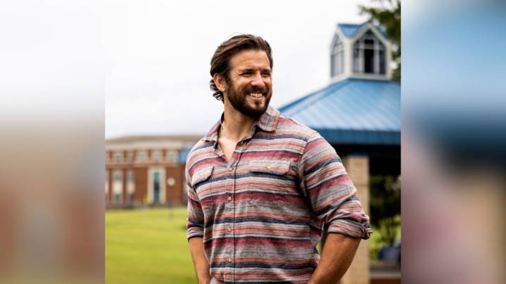 Retired Navy SEAL running for Alabama's open U.S. Senate seat