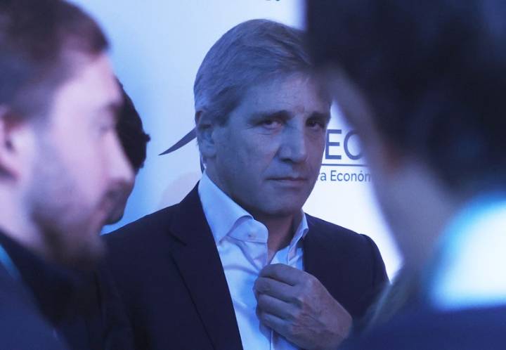 🧨 Récord histórico: la deuda externa argentina superó los USD 300.000 millones