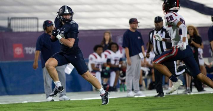 Lone Star remains unbeaten with explosive outing against Centennial