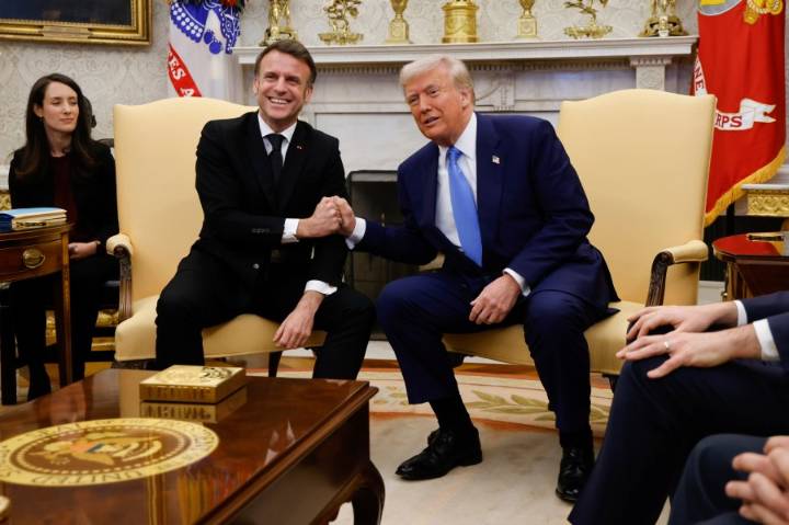 Macron calls Trump over blocked NYC streets, walks 30 minutes through city