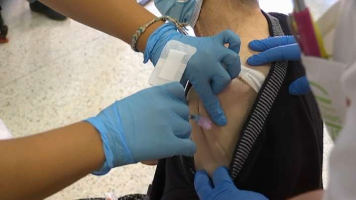 Extremadura inicia el 14 de octubre la campaña de vacunación contra la gripe y el Covid
