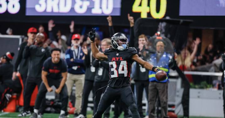 Falcons’ Ray-Ray McCloud plans to honor Ike Hilliard with his play