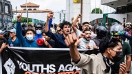 La Policía abre fuego contra una multitud que protesta por la prohibición de las redes sociales en Nepal