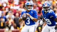 Game Photos: Giants take on the Commanders