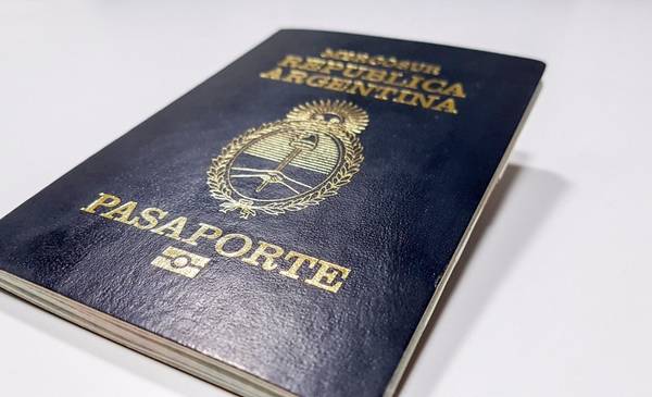 Pasaportes defectuosos: habilitan una línea rápida para saber si tienen fallas