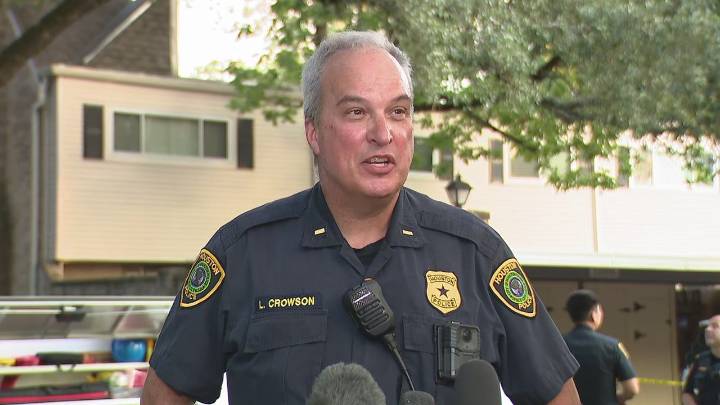 Full report: West Houston car chase, deputy