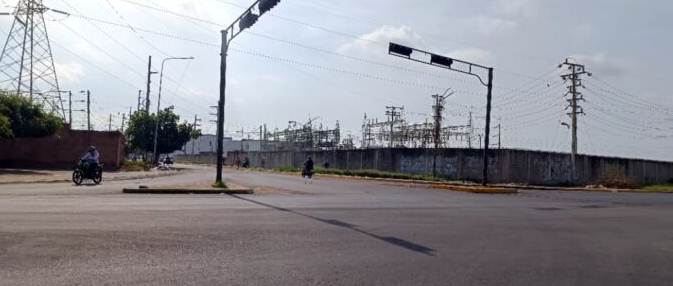 Maracaibo en la oscuridad: Autoridades luchan por restablecer la electricidad tras horas de apagón en el oeste