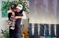 Martha Higareda y Lewis Howes revelan el género de sus bebés