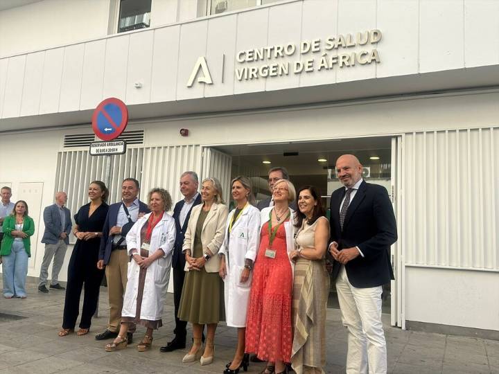 El Centro de Salud Virgen de África reabre ampliado y renovado con 22 consultas