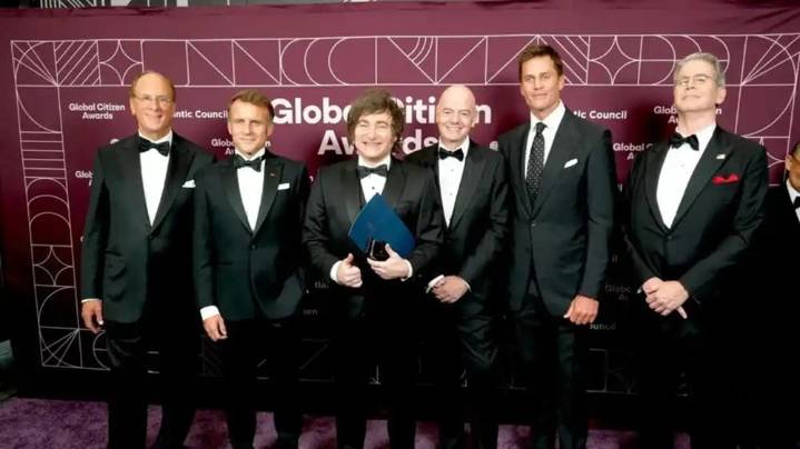 Milei recibió el premio “Ciudadano Global” y agradeció el apoyo de EEUU: “En el camino correcto”
