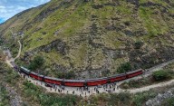 Vuelve una histórica ruta ferroviaria con paisajes espectaculares que atraviesa las motaña