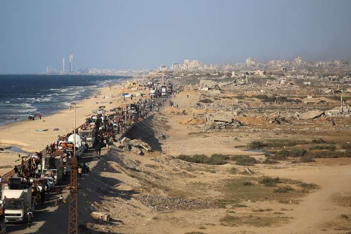 As Israeli ground invasion launches, Palestinians in Gaza City say they’re trapped or fleeing on unsafe roads