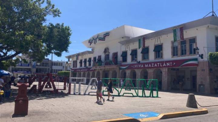 Gasta Ayuntamiento de Mazatlán más de $5.8 millones por uniformes para sus trabajadores sindicalizados