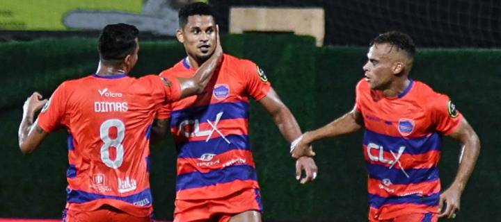 Más triunfos de los locales en la décima fecha del Clausura