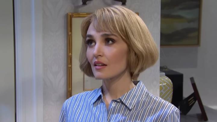 Chloe Fineman Reacts To SNL Adding 'So Many New People,' And I'm Here For Her Using A Bruce Willis Classic To Joke About Aging