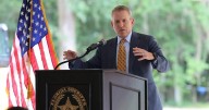 Exlíder del Congreso de Florida confirma candidatura a gobernador para 2026