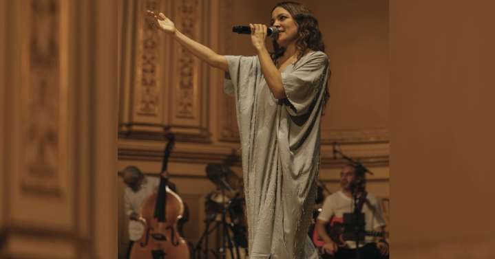 Natalia Lafourcade se alista para sus shows en el Auditorio Nacional y la transmisión global de cancionera: un canto a nuestras raíces