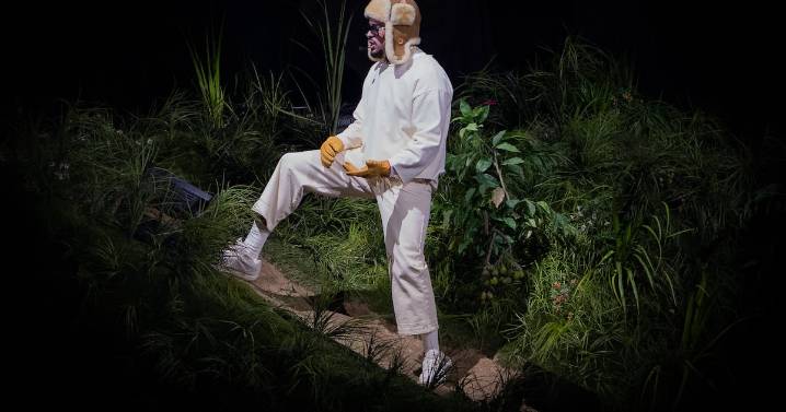 “Una más”: Bad Bunny confirma función adicional de la residencia