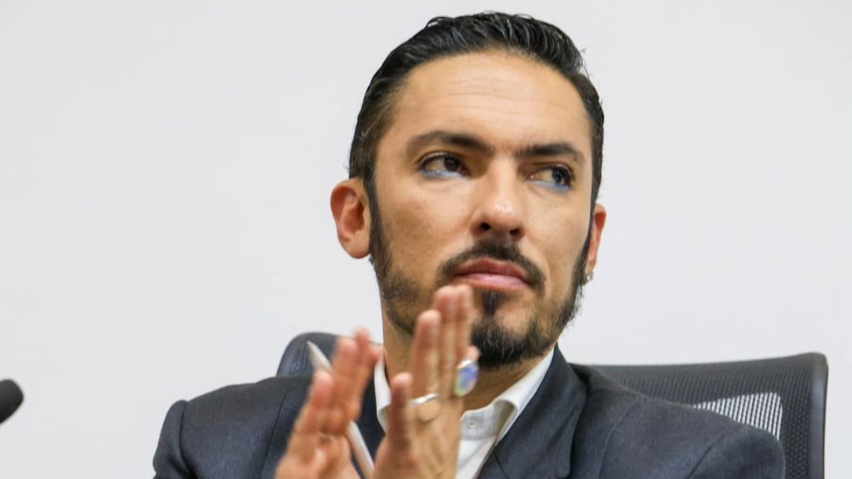 Juan Carlos Florián es suspendido temporalmente como ministro de Igualdad: ¿por qué?