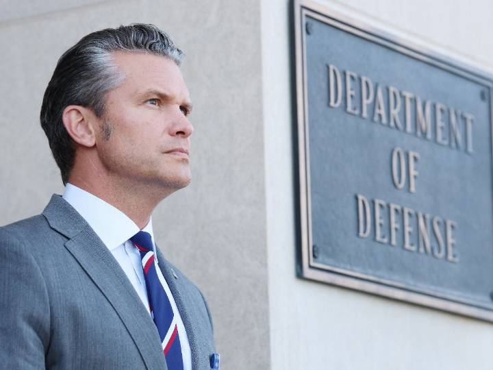 Hegseth convoca a cientos de generales en reunión sorpresa