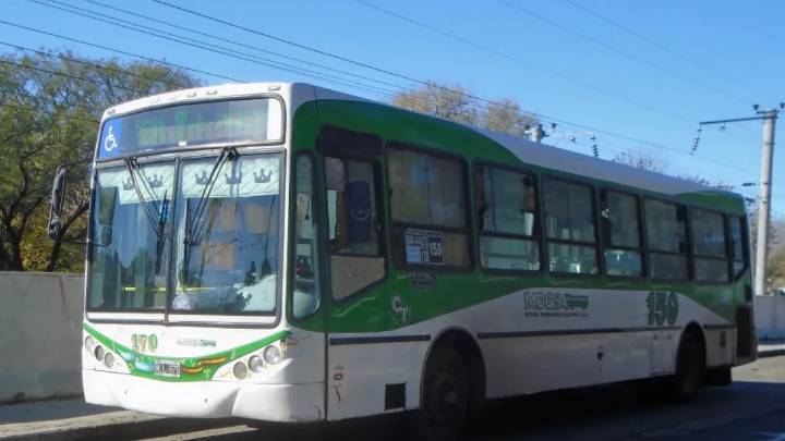 Suman un nuevo ramal de colectivos expreso entre Zona Sur y Capital Federal