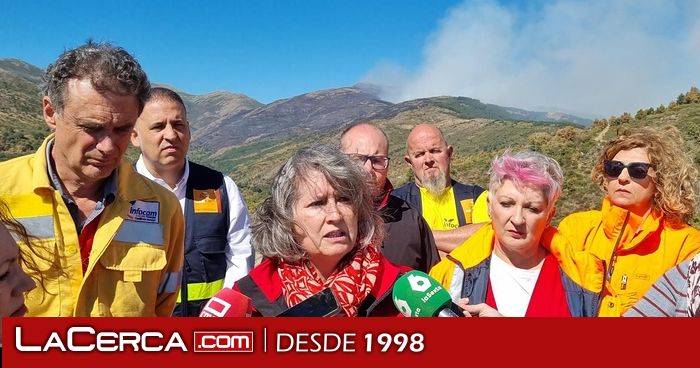 El Gobierno regional decreta el nivel 2 de emergencia en el incendio de Peñalba de la Sierra, evacúa dos localidades y solicita la intervención de la UME