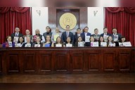 Jorge Reyes recibe informe de integrantes de la Asamblea Municipal