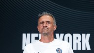 Luis Enrique se rompe la clavícula tras caerse en bicicleta y tendrá que ser operado