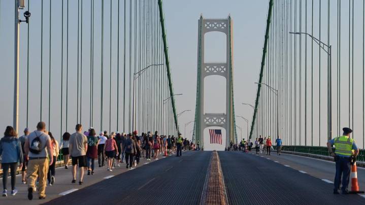 Over 30,000 visitors walk Mackinac Bridge in 67th Bridge Walk