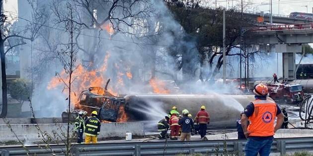 Momento exacto de la explosión de la pipa de gas en Iztapalapa