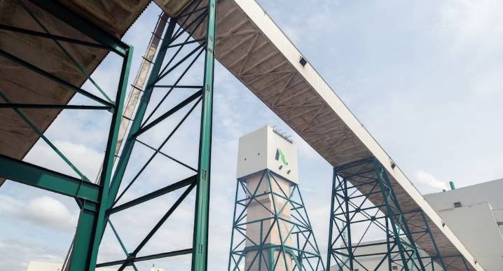 Otra compañía que sale de Argentina: canadiense Nutrien vende participación en empresa de fertilizantes
