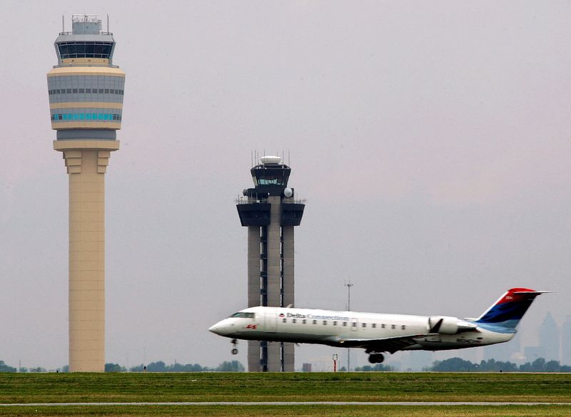 Two bidders vie to be project manager of massive FAA US air traffic overhaul