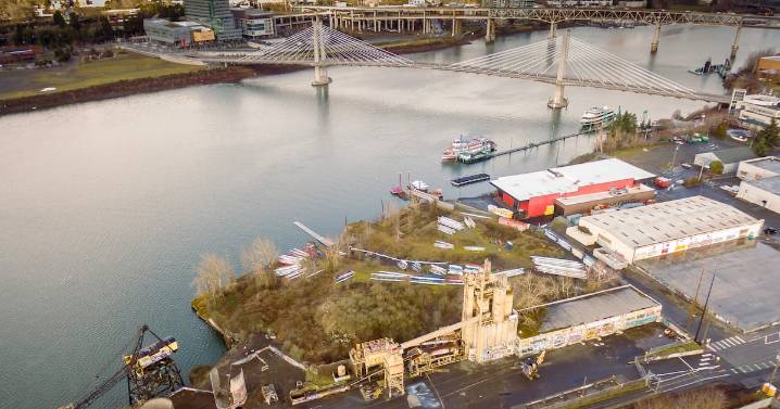 State Defers Action on Ross Island Penalty