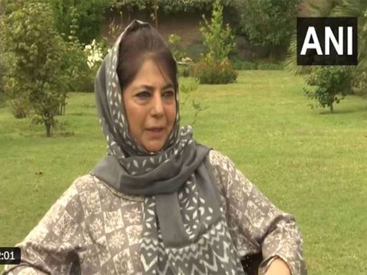 Mehbooba Mufti condemns accusations at Sonam Wangchuk