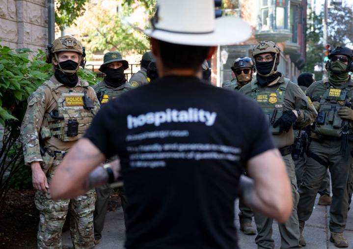 Downtown aldermen rip Border Patrol 'public relations stunt'