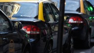 Discusión con taxistas en el centro: el pasajero golpeado sigue grave pero da señales positivas