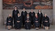 Publican primera foto oficial de los 9 nuevos ministros de la SCJN; Hugo Aguilar, Lenia Batres y Yasmín Esquivel, al centro